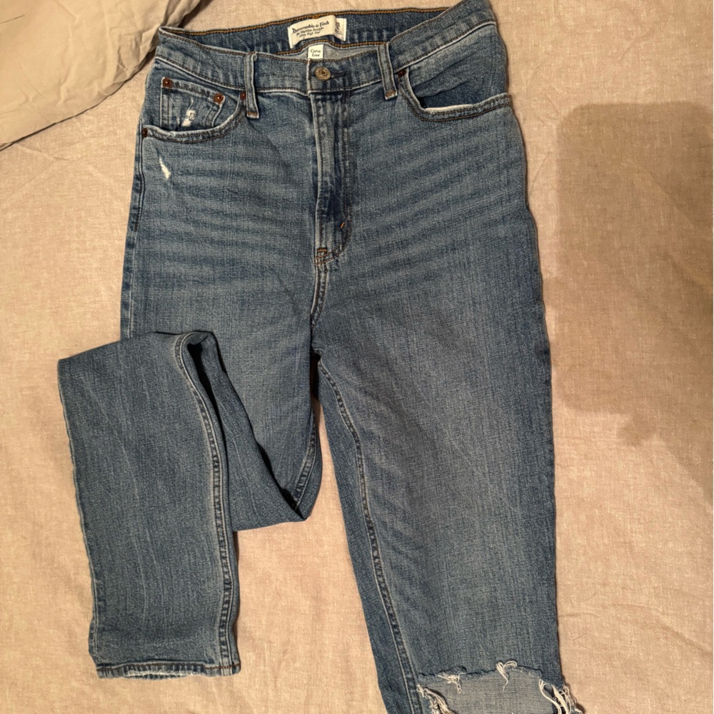 Abercrombie & Fitch Women's Straight Jeans